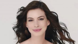 Anne Hathawayová (40): Čtyři roky žila s podvodníkem