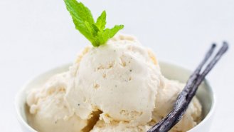 7 důvodů, proč je domácí zmrzlina lepší než kupovaná + recept na pistáciovou