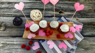 Valentýnské „red velvet“ cupcakes