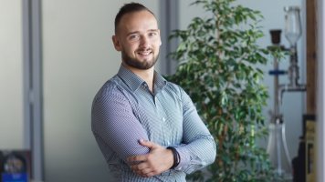 Manžel začal držet přerušovaný půst. Je to vůbec zdravé a neztratí svaly?