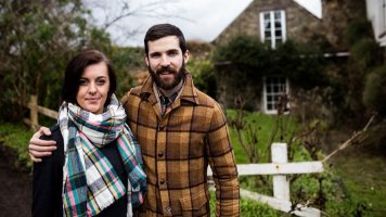 Eliška (33): Sousedé nám znepříjemňují život