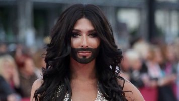 Conchita Wurst (37): Vousatá královna skandálů