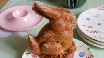 Bezlepkový mrkvový zajíček s kávovým krémem