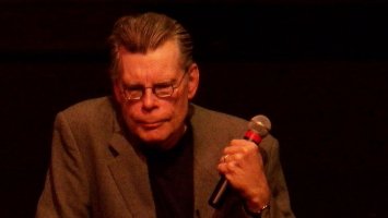 Stephen King (72): Zázraky a katastrofy v životě mistra hororů