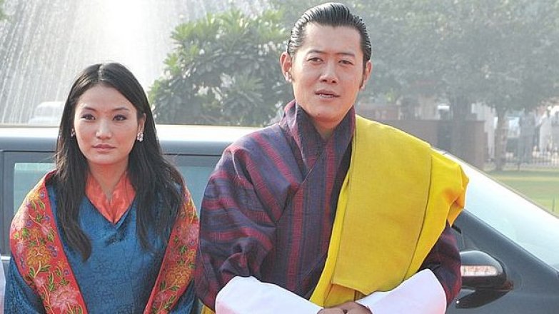 Bhútánský král Džigme a jeho půvabná žena Džetsun