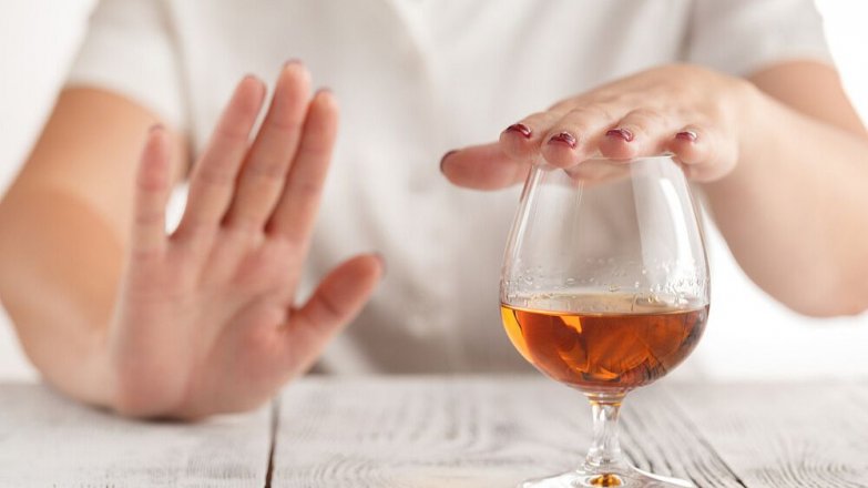 6 projevů přechodu, které zhoršuje alkohol